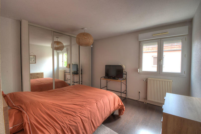 Appartement - 90 m² - 4 pièces