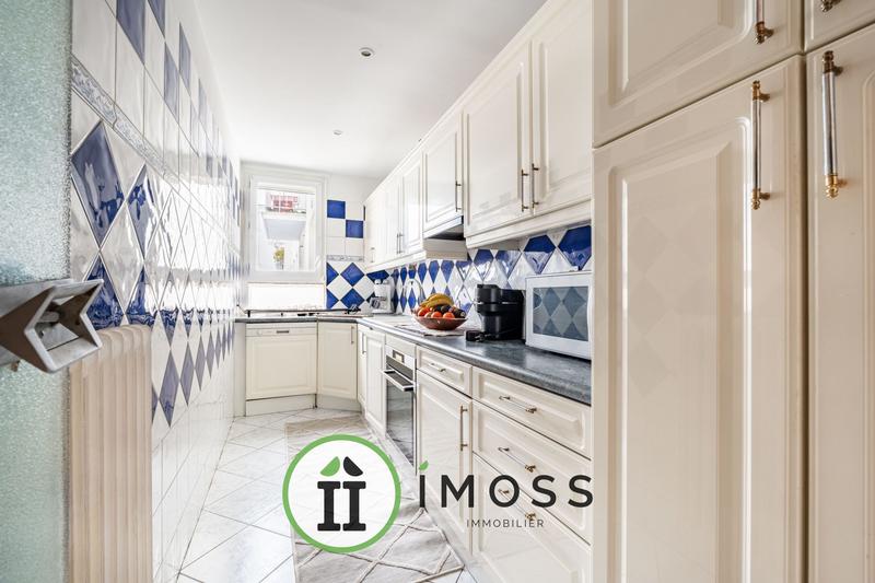 Appartement - 80 m² - 4 pièces