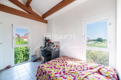 Maison - 140 m² - 5 pièces