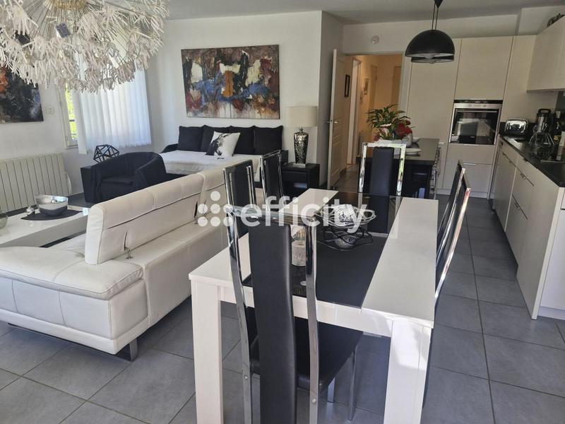 Duplex - 103 m² - 6 pièces