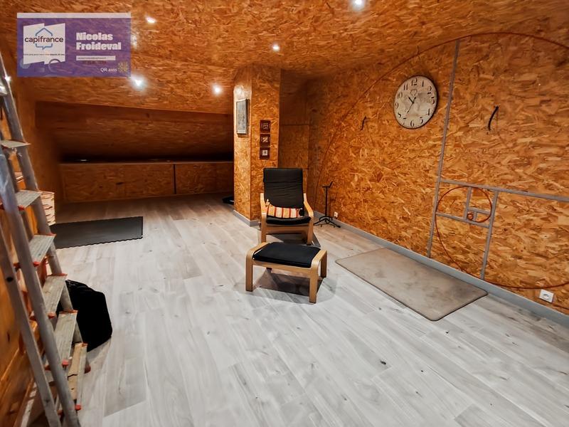 Maison - 176 m² - 7 pièces