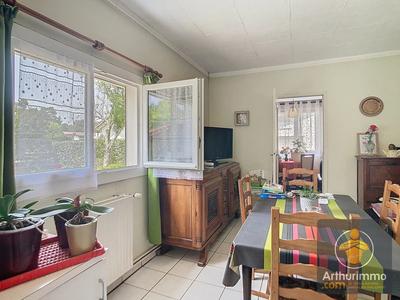 Maison - 152 m² - 5 pièces