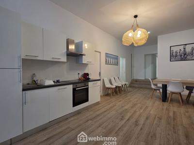 Loft - 128 m² - 6 pièces