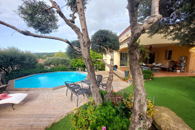 Maison - 134 m² - 6 pièces