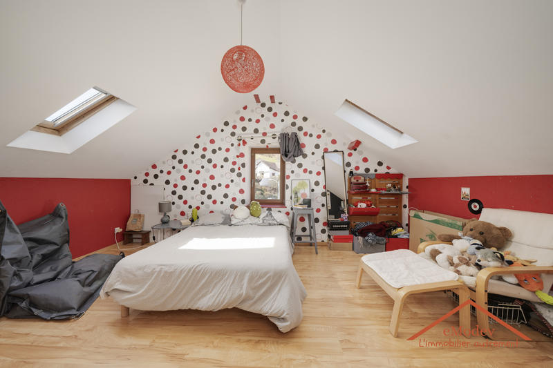 Maison - 175 m² - 6 pièces