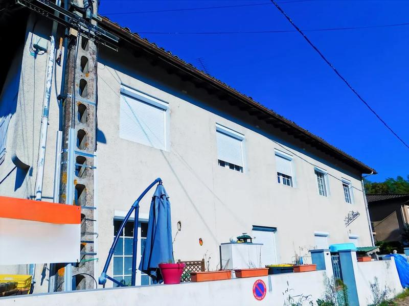 Appartement - 195 m² - 9 pièces