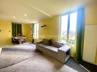 Maison - 95 m² - 5 pièces