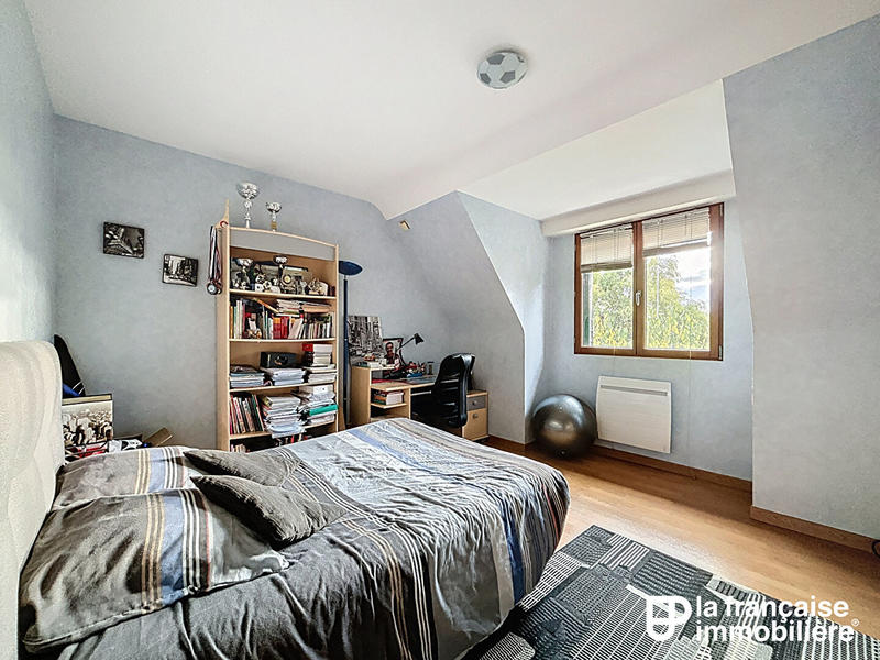 Maison - 146 m² - 7 pièces