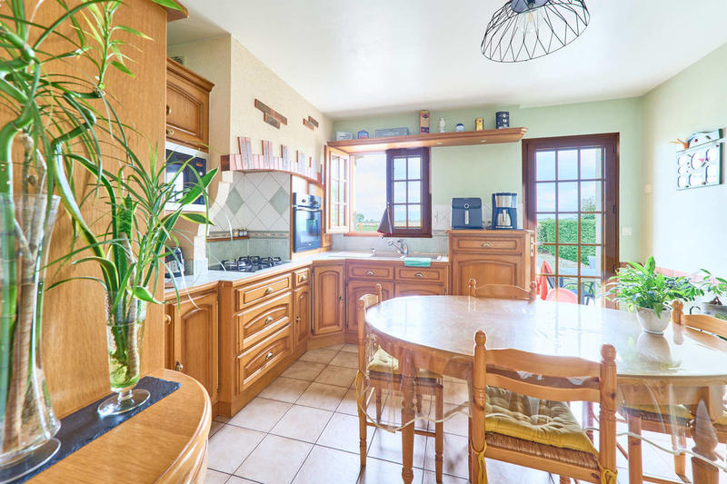 Maison - 100 m² - 4 pièces