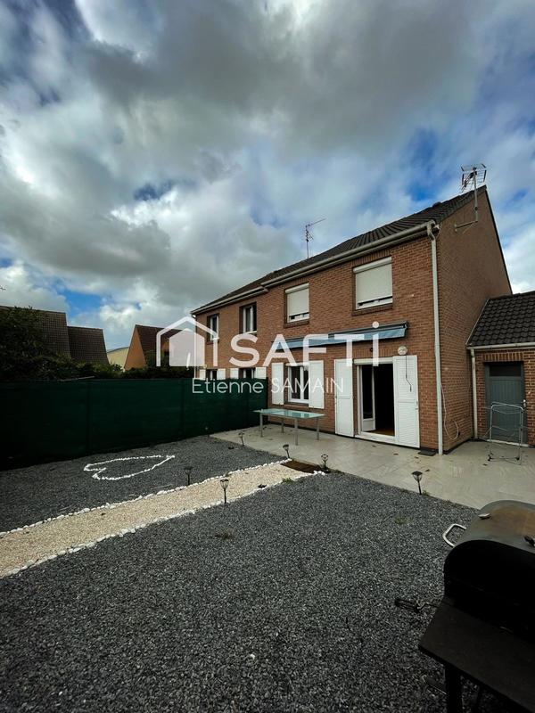 Maison - 94 m² - 5 pièces