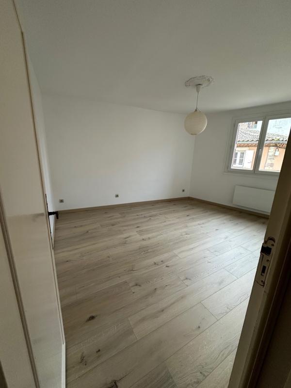 Appartement - 95 m² - 4 pièces
