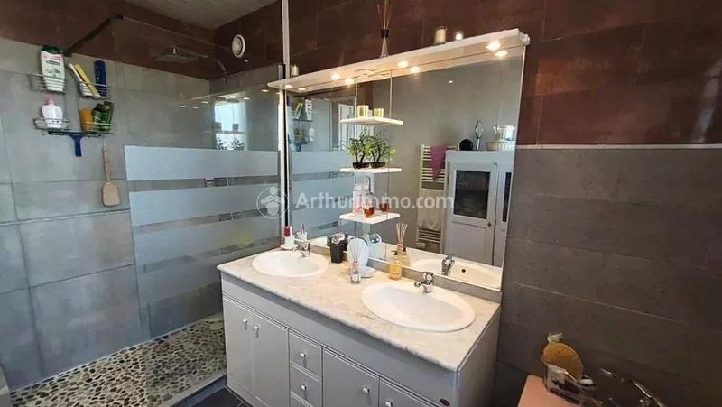 Maison - 135 m² - 5 pièces