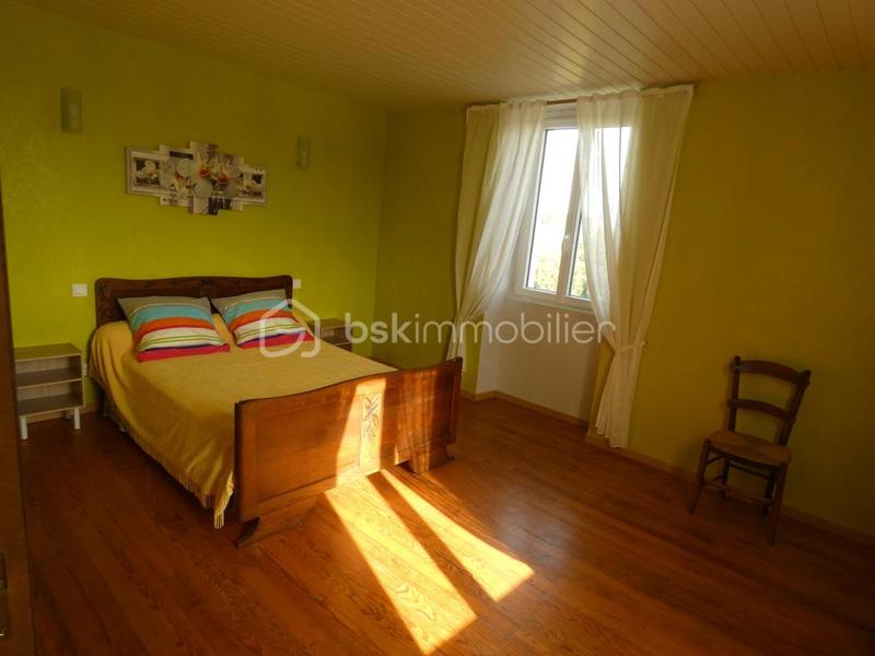 Longère - 201 m² - 6 pièces