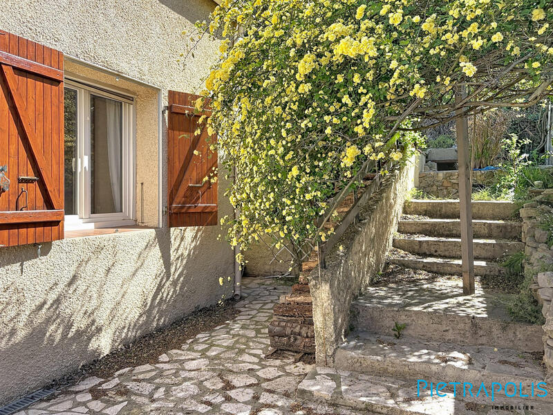 Maison - 150 m² - 5 pièces