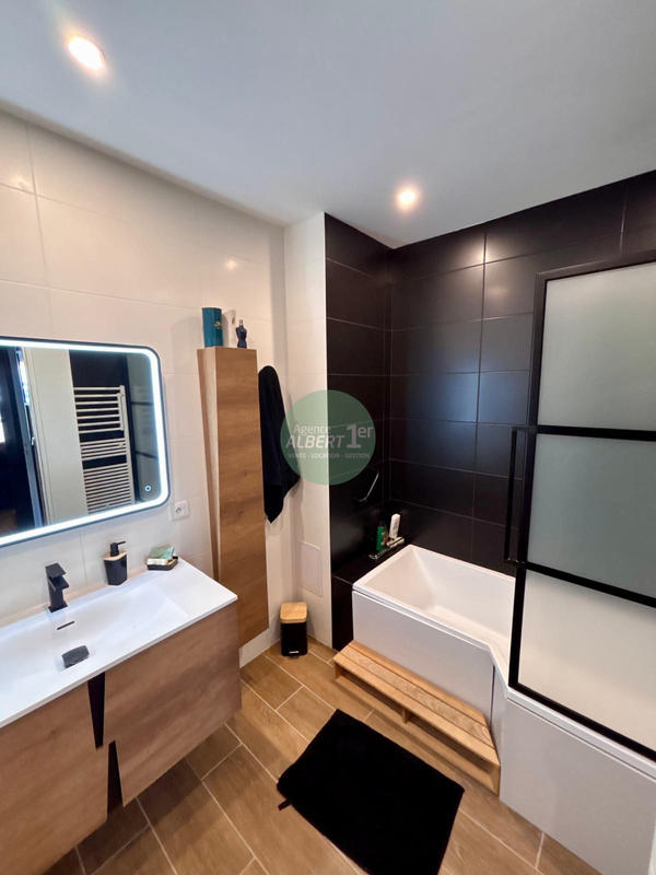 Appartement - 115 m² - 4 pièces