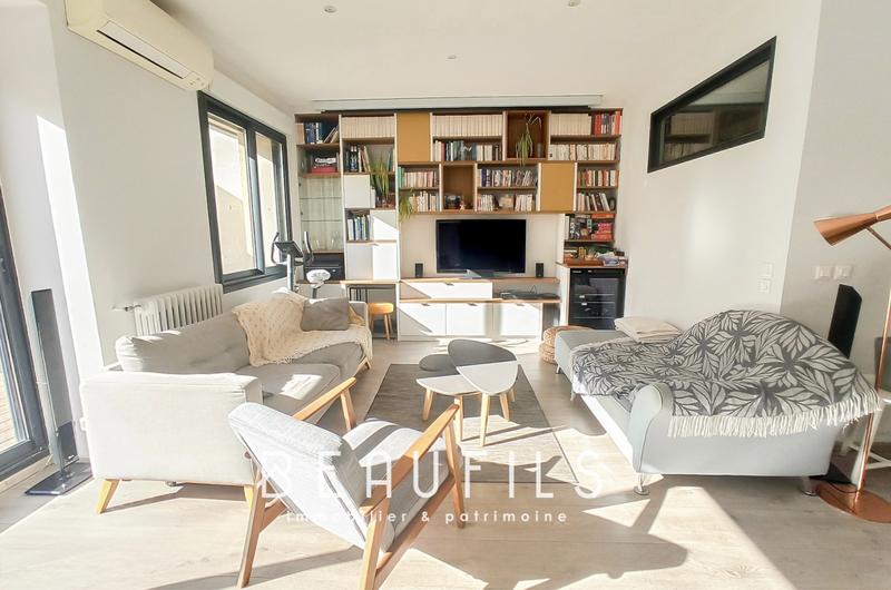 Appartement - 93 m² - 4 pièces