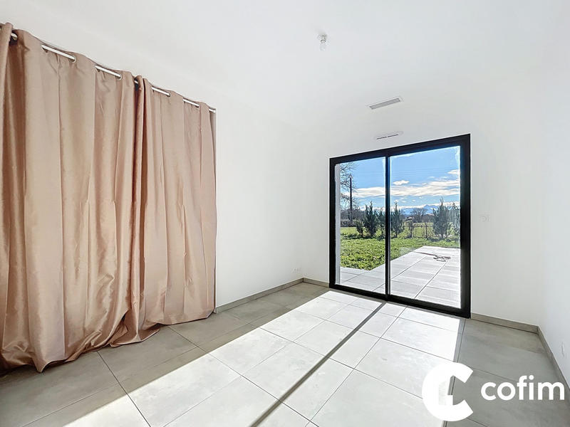 Maison - 182 m² - 6 pièces