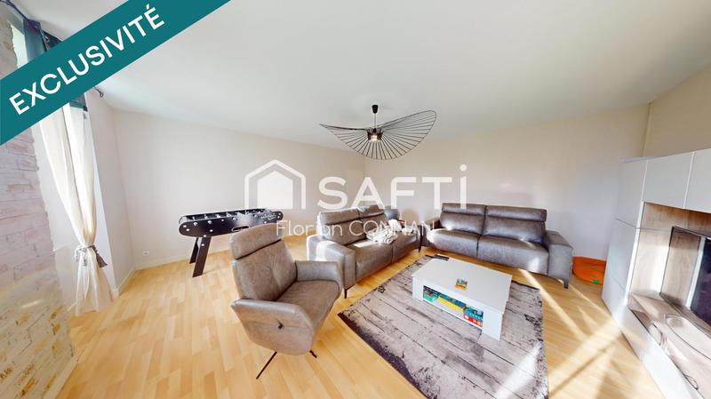 Maison - 225 m² - 9 pièces