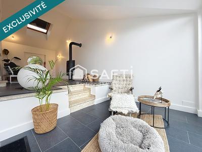 Maison - 96 m² - 5 pièces