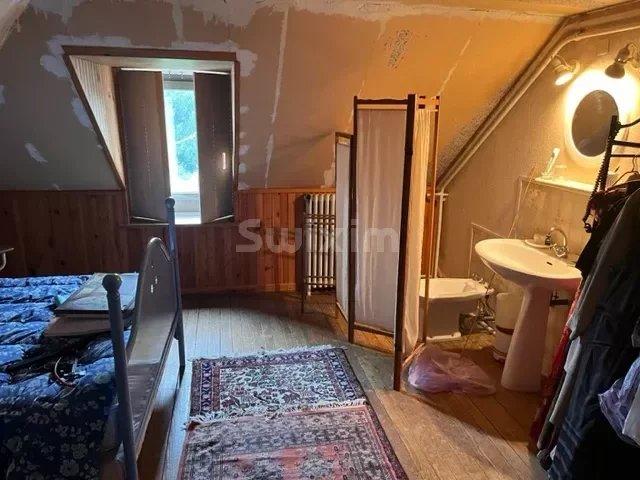 Propriété - 223 m² - 10 pièces