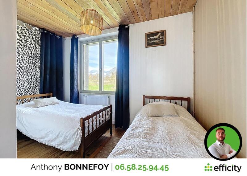 Maison - 367 m² - 13 pièces