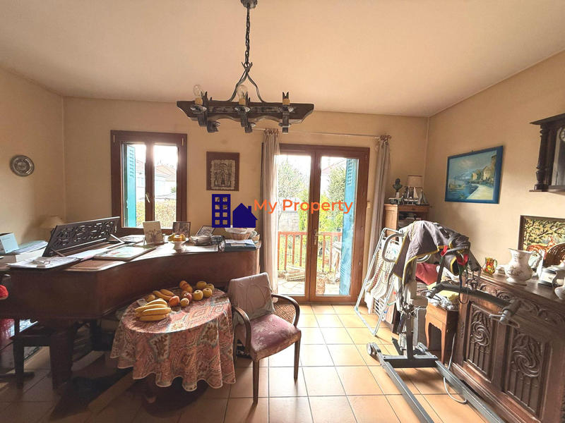 Maison - 101 m² - 5 pièces