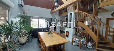 Maison - 162 m² - 8 pièces