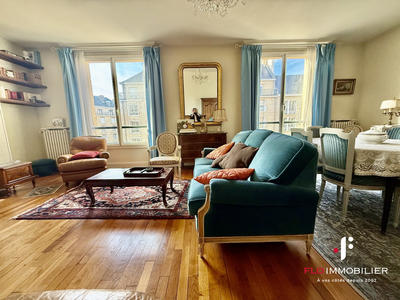 Appartement - 102 m² - 5 pièces