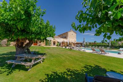 Propriété - 537 m² - 12 pièces