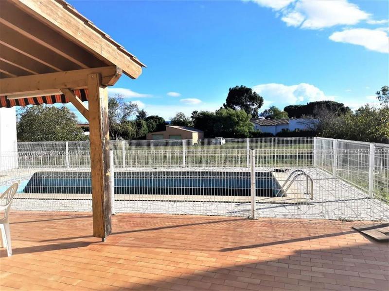 Propriété - 300 m² - 10 pièces