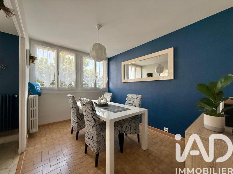 Appartement - 85 m² - 5 pièces