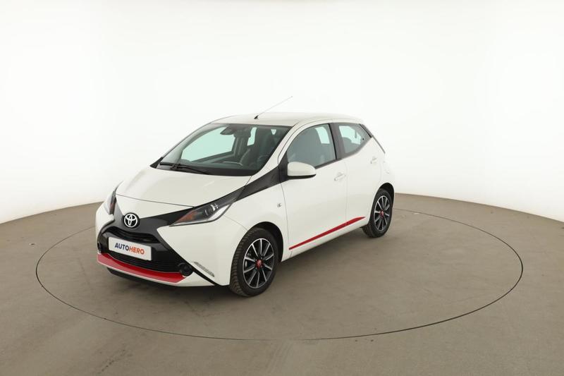 Toyota Aygo 1.0 Vvt-i X-Play 5p 69 ch