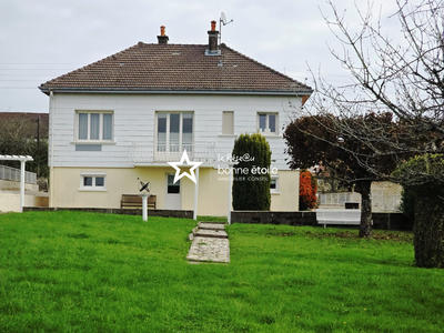 Maison - 92 m² - 4 pièces