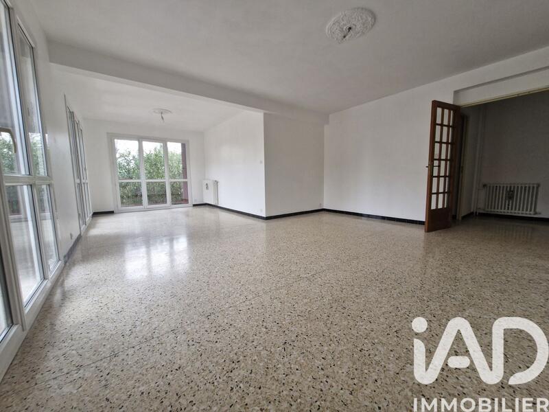 Appartement - 104 m² - 5 pièces