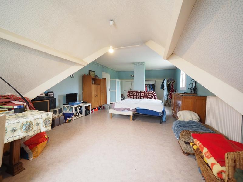 Maison - 190 m² - 5 pièces