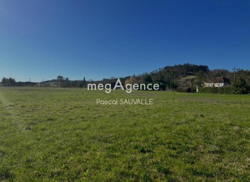 Terrain constructible - 884 m²