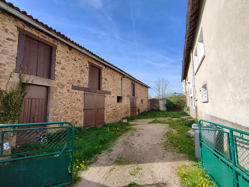 Maison - 180 m² - 10 pièces