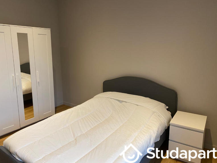 Chambre - 14 m² - 1 pièce