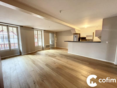 Appartement - 87 m² - 3 pièces