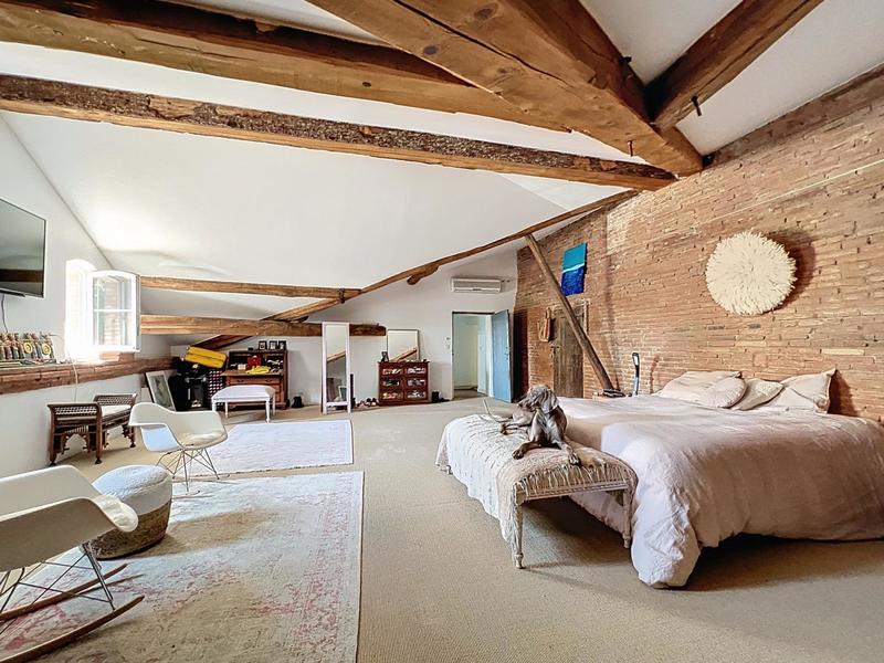 Villa - 270 m² - 7 pièces