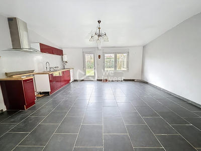 Maison - 112 m² - 6 pièces