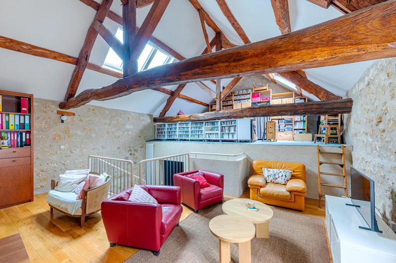 Maison - 262 m² - 8 pièces