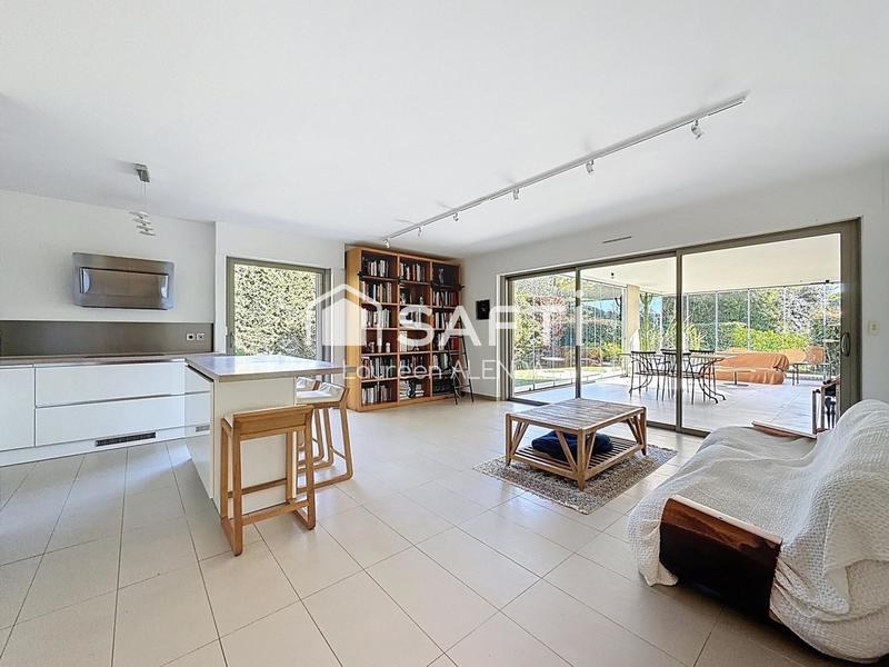 Appartement - 88 m² - 4 pièces