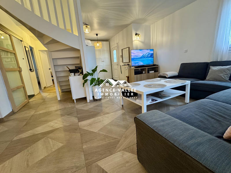 Maison - 100 m² - 6 pièces