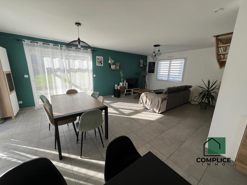 Maison contemporaine - 91 m² - 4 pièces