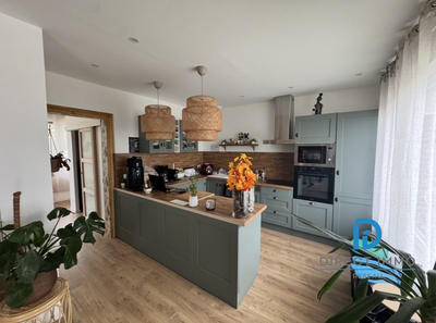 Maison - 110 m² - 5 pièces