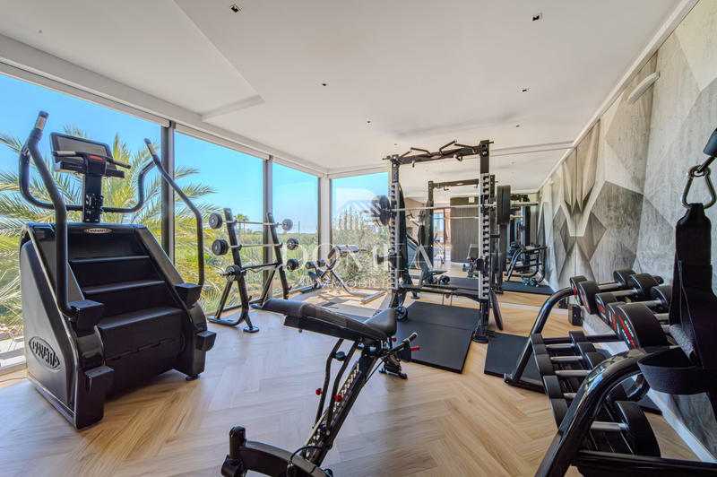 Villa - 288 m² - 6 pièces