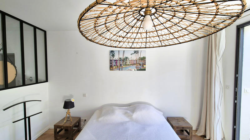 Maison - 180 m² - 7 pièces