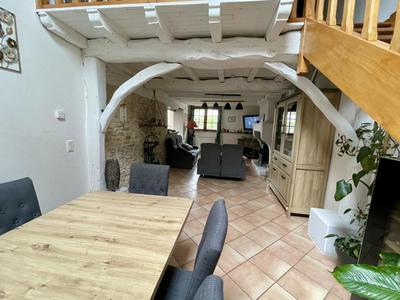 Maison en pierre - 187 m² - 5 pièces