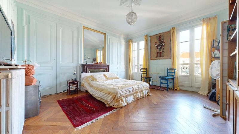 Appartement - 133 m² - 5 pièces